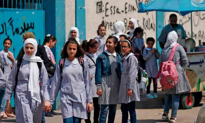 Các em học sinh của một trường học do cơ quan Liên hợp quốc về người tị nạn Palestine điều hành tại Gaza. (Ảnh: Getty)