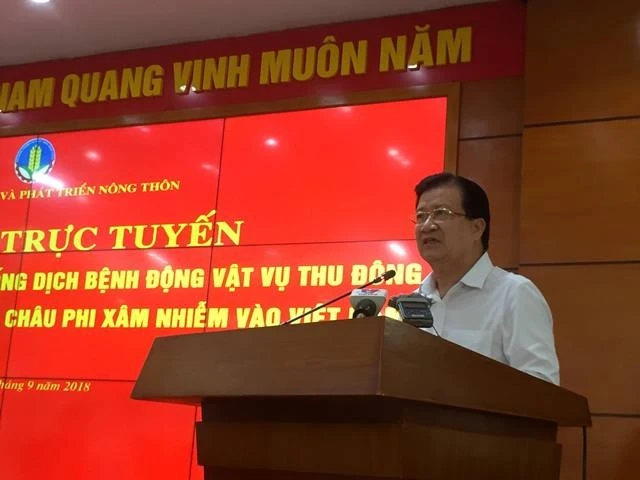 Phó Thủ tướng Trịnh Đình Dũng chỉ đạo tại Hội nghị phòng, chống dịch bệnh động vật vụ thu đông và ngăn chặn bệnh dịch tả lợn châu Phi xâm nhiễm vào Việt Nam. 