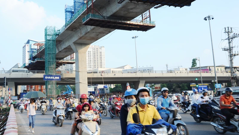 Các phương thức PPP, BT, BOT... phát triển rộng rãi, đòi hỏi các PMU ngành giao thông phải có bước chuyển đổi, chuyên nghiệp hóa để thích ứng. Ảnh: NAM ANH