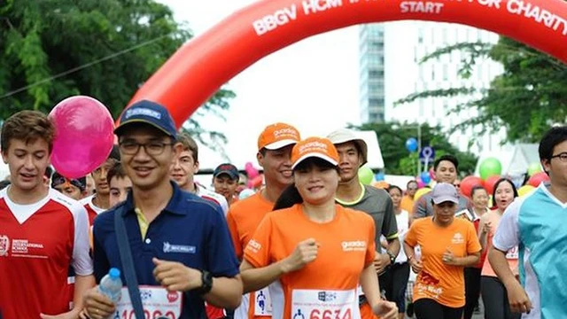 10.000 người chạy bộ gây quỹ từ thiện