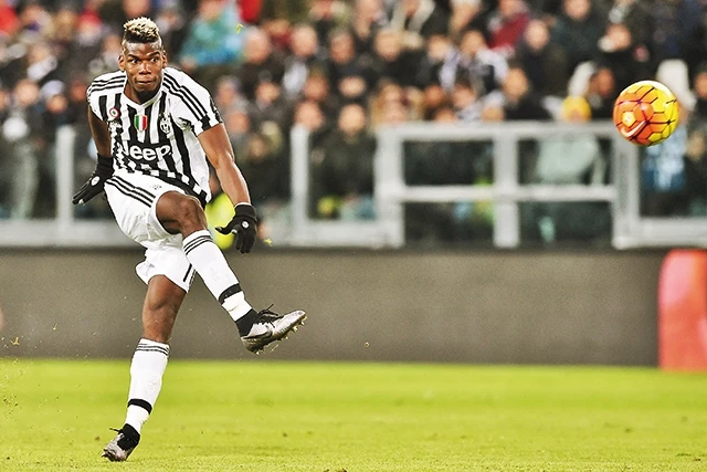 Khi 21 tuổi, Pogba đã khoác áo Man Utd và Juventus, hai trong số các CLB hàng đầu châu Âu. Ảnh | Getty