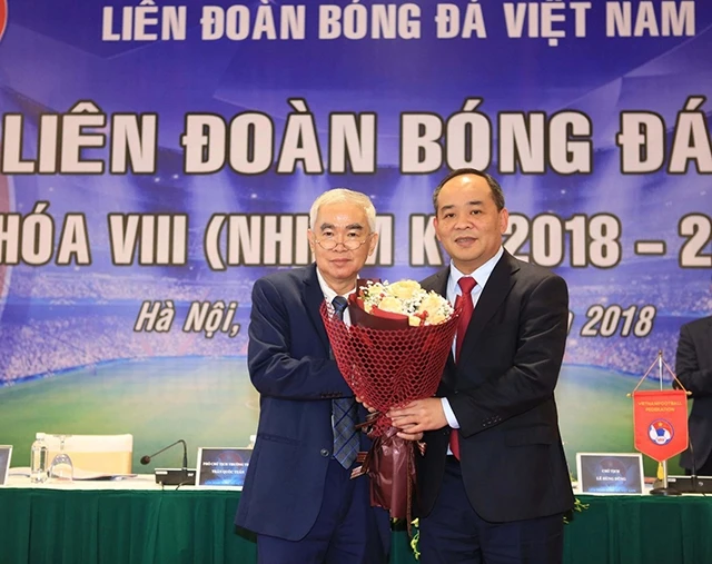 Thứ trưởng Lê Khánh Hải đắc cử Chủ tịch VFF khóa VIII