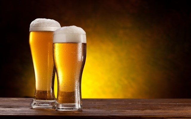 Trẻ hóa tuổi uống rượu bia, hệ lụy sức khỏe cả đời