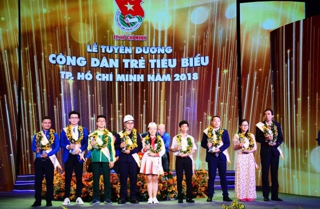 Chín Công dân trẻ tiêu biểu TP Hồ Chí Minh năm 2018 được tuyên dương, sáng 2-1.