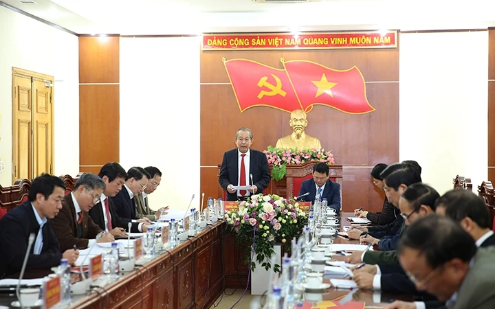 Phó Thủ tướng Thường trực Chính phủ Trương Hoà Bình phát biểu tại cuộc làm việc. Ảnh: VGP/Lê Sơn