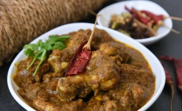 Cà ri là món ăn làm nên vị thế của Ấn Độ trong lòng những người yêu ẩm thực thế giới. 