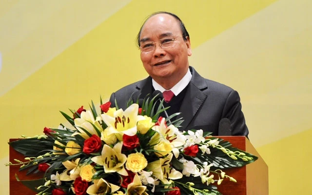 Thủ tướng Chính phủ Nguyễn Xuân Phúc phát biểu tại hội nghị. Ảnh: TRẦN HẢI