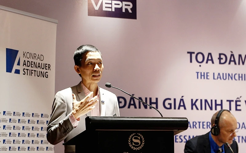 PGS. TS Nguyễn Đức Thành phát biểu tại toạ đàm báo cáo đánh giá Kinh tế vĩ mô quý 4 năm 2018 do VEPR tổ chức, sáng 10-1, tại Hà Nội.