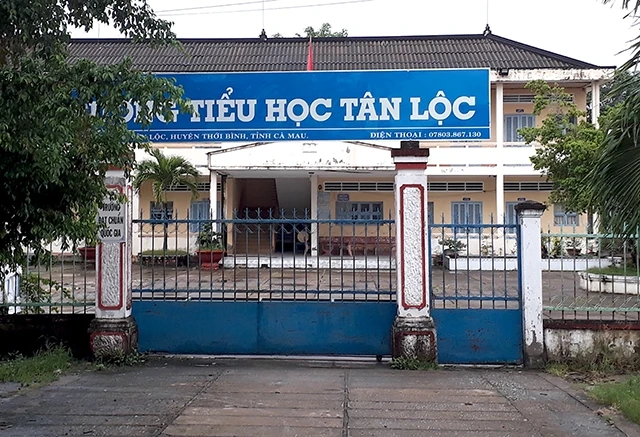 Trường tiểu học Tân Lộc-một trong những đơn vị trường học ở Thới Bình có người đứng đầu bị kiểm điểm. 