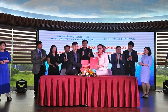 Sở Thông tin và Truyền thông Quảng Ninh và Công ty Cổ phần VNG đã ký kết thỏa thuận hợp tác, chính thức công bố tiện ích ứng dụng Zalo.