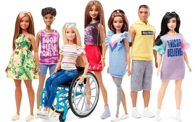 Trong năm đầu tiên, 300 nghìn búp bê Barbie được bán ra.