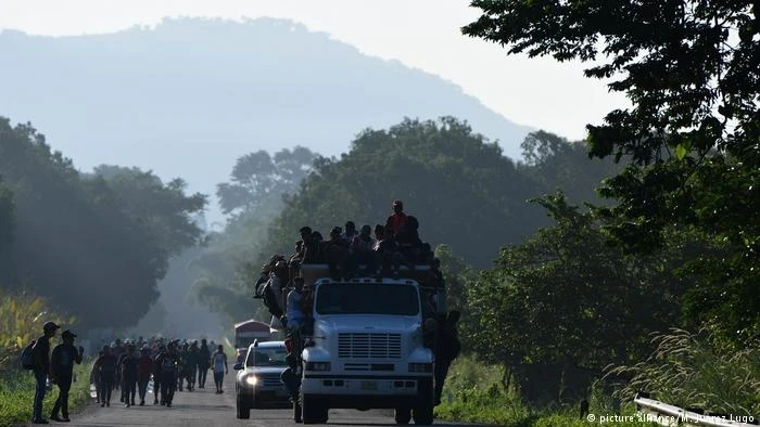 Tuyến đường qua bang Chiapas luôn đông đúc những người di cư tới Mỹ (Ảnh: DW)