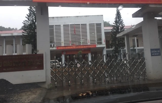Cổng Sở GD-ĐT Sơn La 