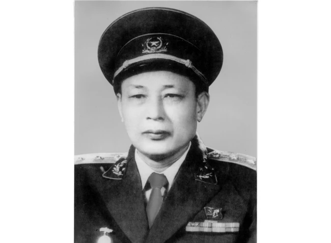 Tóm tắt tiểu sử đồng chí Trung tướng Đồng Sỹ Nguyên