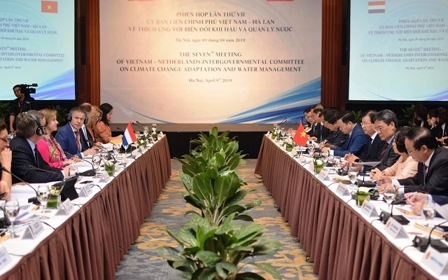 Phiên họp lần thứ bảy Ủy ban liên Chính phủ Việt Nam - Hà Lan về thích ứng với biến đổi khí hậu và quản lý nước. 