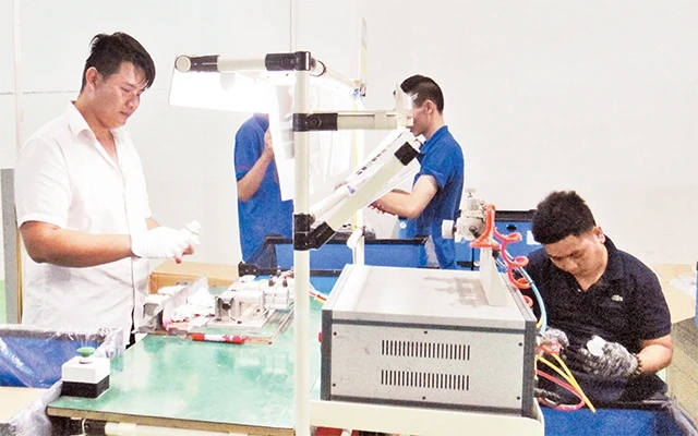Hoạt động sản xuất của Công ty cổ phần Công nghiệp hỗ trợ Minh Nguyên.