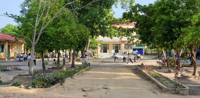 Trường Tiểu học Tân Xuân 2, huyện Hàm Tân.