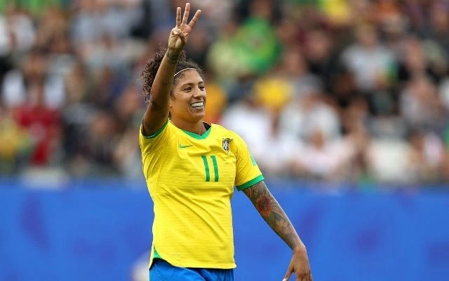 Ở tuổi 34 và 25 ngày, Cristiane đi vào lịch sử bóng đá thế giới với tư cách là cầu thủ nữ nhiều tuổi nhất từng lập hat-trick ở một kỳ World Cup. (Ảnh: FIFA)