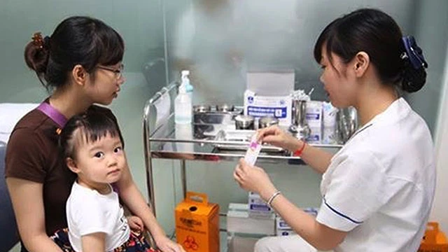 Tỷ lệ tiêm chủng vaccine “5 trong 1” đạt thấp
