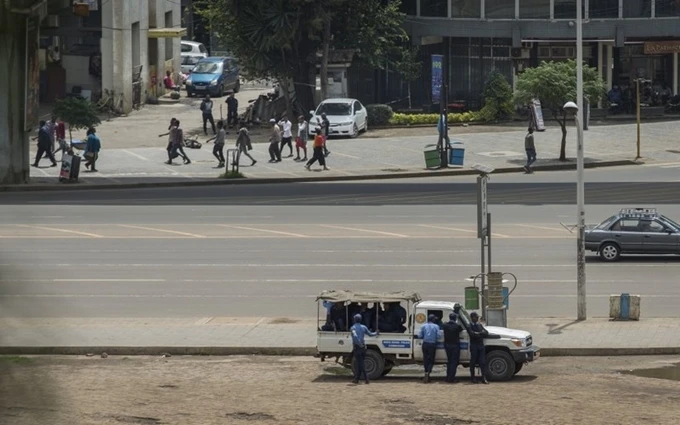Lực lượng an ninh bảo vệ Quảng trường Meskel tại thủ đô Addis Ababa, ngày 23-6. (Ảnh: AP)