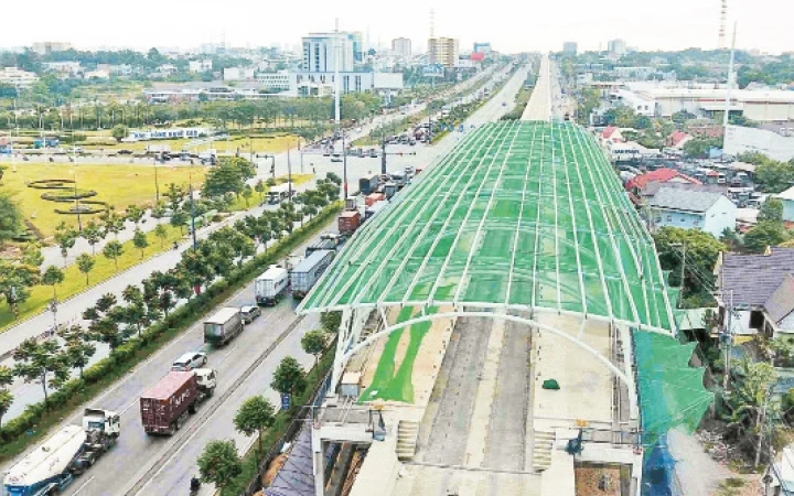 Tuyến Metro số 1 Bến Thành - Suối Tiên, dự án giao thông trọng điểm tại TP Hồ Chí Minh đang được gấp rút thi công. Ảnh: HOÀNG TRIỀU