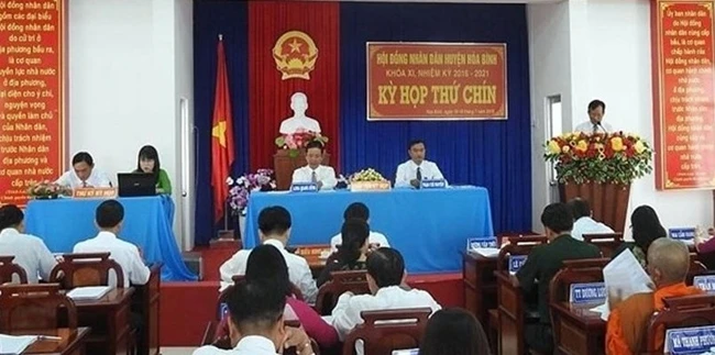 Quang cảnh kỳ họp thứ 9 HĐND huyện Hòa Bình (Bạc Liêu). Ảnh: CTV