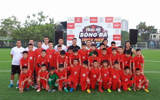 Các em thiếu nhi tham gia Trại hè Bóng đá Thiếu niên Toyota Việt Nam 2019.