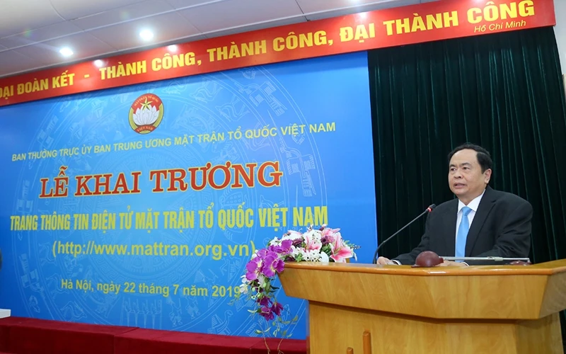 Đồng chí Trần Thanh Mẫn, Bí thư Trung ương Đảng, Chủ tịch Ủy ban Trung ương Mặt trận Tổ quốc Việt Nam phát biểu tại buổi lễ.