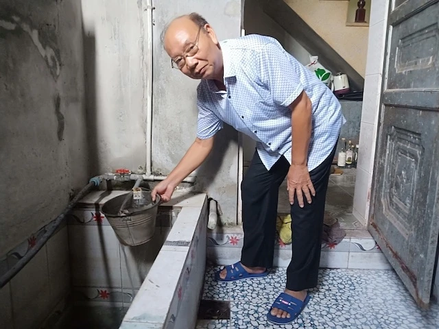 Gia đình ông Trần Ngọc Trản, thôn An Thọ, xã Thanh Tân (Kiến Xương, tỉnh Thái Bình) đã có nước sạch sau nhiều năm trông đợi 