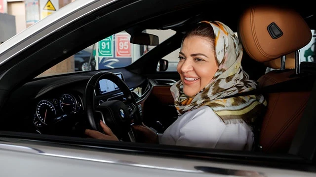 Phụ nữ Saudi Arabia được phép lái xe từ năm 2018. Ảnh: REUTERS