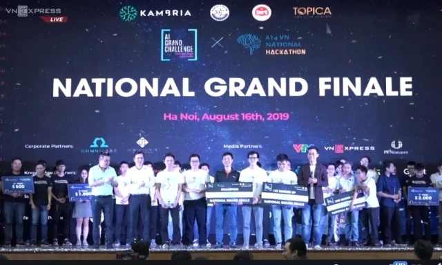 Trao giải cuộc thi lập trình ứng dụng công nghệ trí tuệ nhân tạo AI4VN National Hackathon 2019.