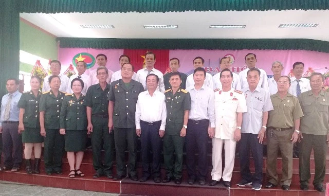 BCH Hội Doanh nhân cựu chiến binh tỉnh Đồng Tháp ra mắt đại hội.