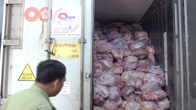Số thịt lợn trong thùng container nhiễm virus tả lợn châu Phi.