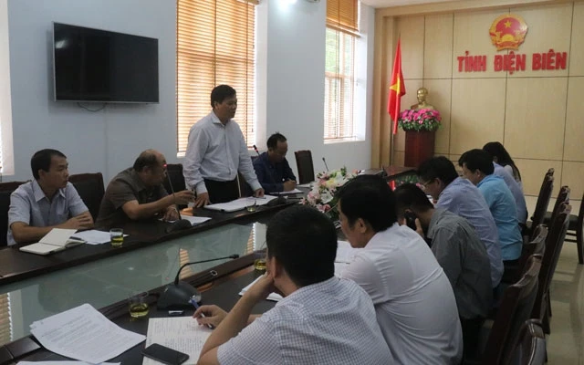 Lãnh đạo Hiệp hội Doanh nghiệp tỉnh Điện Biên kiến nghị khó khăn của cộng đồng doanh nghiệp.