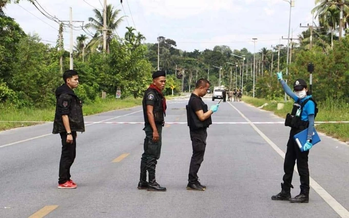 Lực lượng chức năng phong tỏa hiện trường một trong các vụ nổ bom tại tỉnh Yala, Thái-lan. (Ảnh: Facebook)