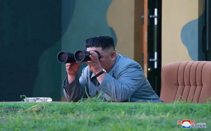 Hình ảnh nhà lãnh đạo Kim Jong-un do KCNA công bố ngày 26-7-2019. (Nguồn: Reuters)