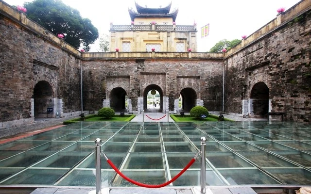 Bảo tồn di tích khảo cổ ở khu trung tâm Hoàng thành Thăng Long.