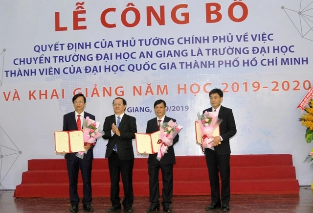 Lễ công bố Đại học An Giang trở thành trường thành viên của Đại học quốc gia TP Hồ Chí Minh.