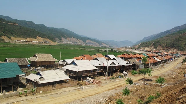 Một góc thị xã Mường Lay - nơi có nhiều dự án thành phần thuộc dự án di dân tái định cư Thủy điện Sơn La.