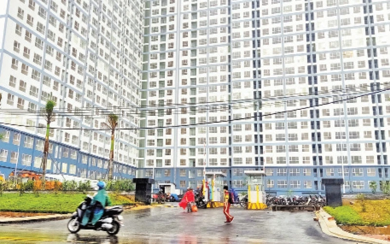 Nhu cầu về căn hộ, nhà ở của người dân là rất lớn. Trong ảnh: Một dự án căn hộ chung cư cao tầng trên Xa lộ Hà Nội, quận 9, TP Hồ Chí Minh.