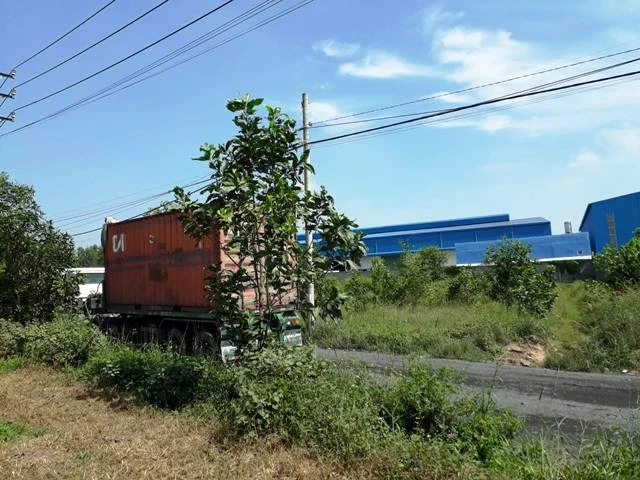 Nhiều nhà máy quy mô lớn xây dựng trái phép trong khu vực quy hoạch Cụm công nghiệp Phước Tân.