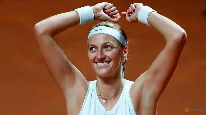 Petra Kvitova ăn mừng sau khi đánh bại Anett Kontaveit trong trận chung kết Stuttgart mở rộng hồi tháng 4 vừa qua. (Ảnh: Reuters)