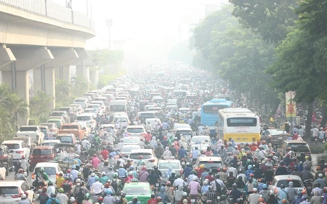 TP Hà Nội đang tiến hành kiểm kê các nguồn phát thải gây ô nhiễm không khí. (Ảnh: GIANG NGỌC)