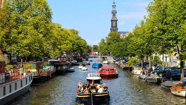 Một góc Thủ đô Amsterdam của Hà Lan. Ảnh: WN