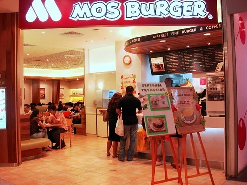 Tập đoàn thực phẩm MOS sẽ tuyển 350 thực tập sinh Việt Nam làm việc tại các chuỗi cửa hàng Mos Burger 
