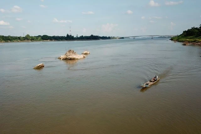 Sông Mê Công, đoạn chảy qua tỉnh Nakhon Phanom ở đông bắc Thái-lan, hiện ở mức thấp. (Ảnh: Bangkok Post)