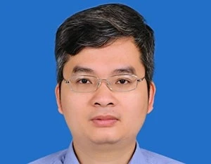 GS Phạm Hoàng Hiệp