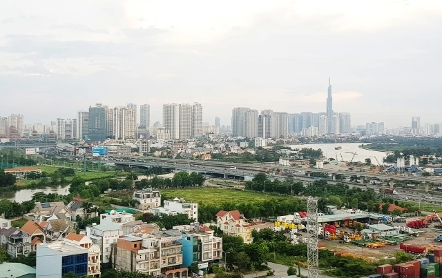 Mua lại quỹ đất sạch từ các công ty khác để phát triển bất động sản đang là xu hướng mới tại TP Hồ Chí Minh.