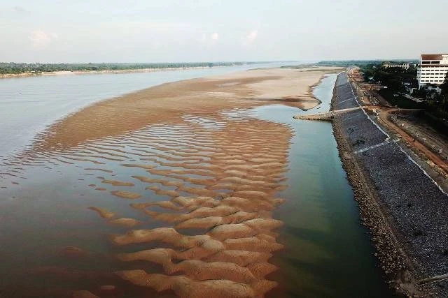 Sông Mê Công đoạn chảy qua Thái-lan tiếp tục cạn kiệt. (Ảnh: Bangkok Post)
