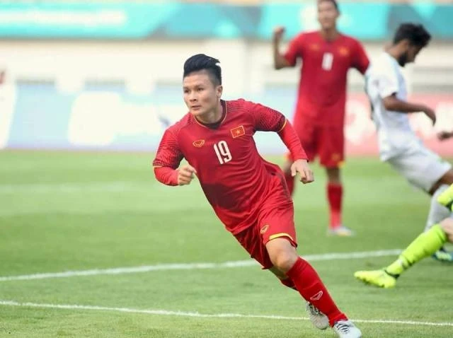 Tiền vệ Quang Hải đứng trước cơ hội giành giải thưởng uy tín của khu vực.